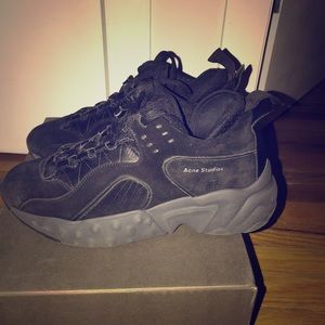 Acne Studios Manhattan Sneakers